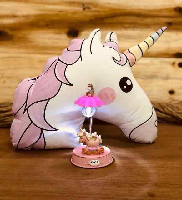 Poncik Unicorn Yastik Ve Masa Lambasi Hediye Seti