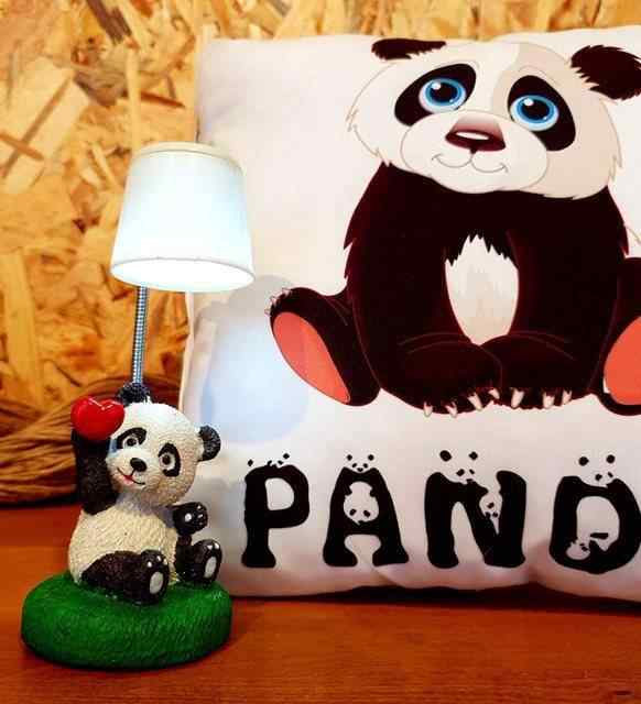 Sevimli Panda Masa Lambasi Ve Panda Yastik Arkadasa Hediye Seti