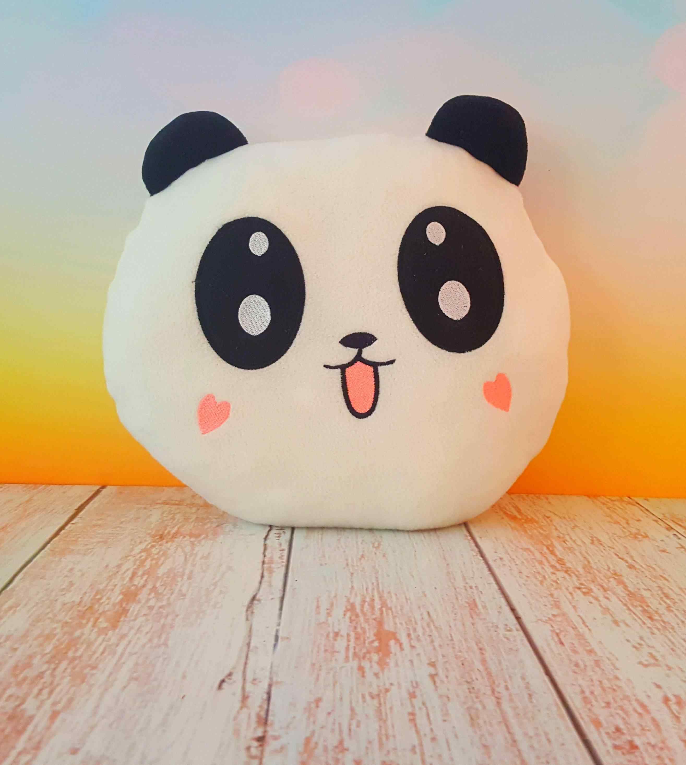 Sevimli Panda Muziki Kar Puskurten Gece Lambasi Kar Kuresi Ve Panda Yastik Kutulu Kupa Hediye Seti